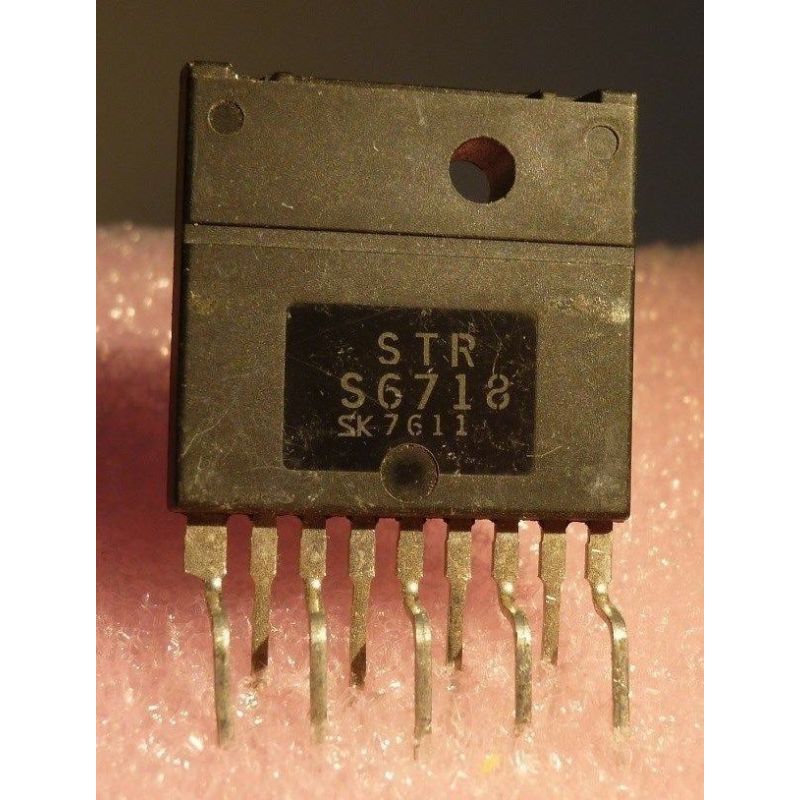 STRS6718  INTEGRATED CIRCUIT