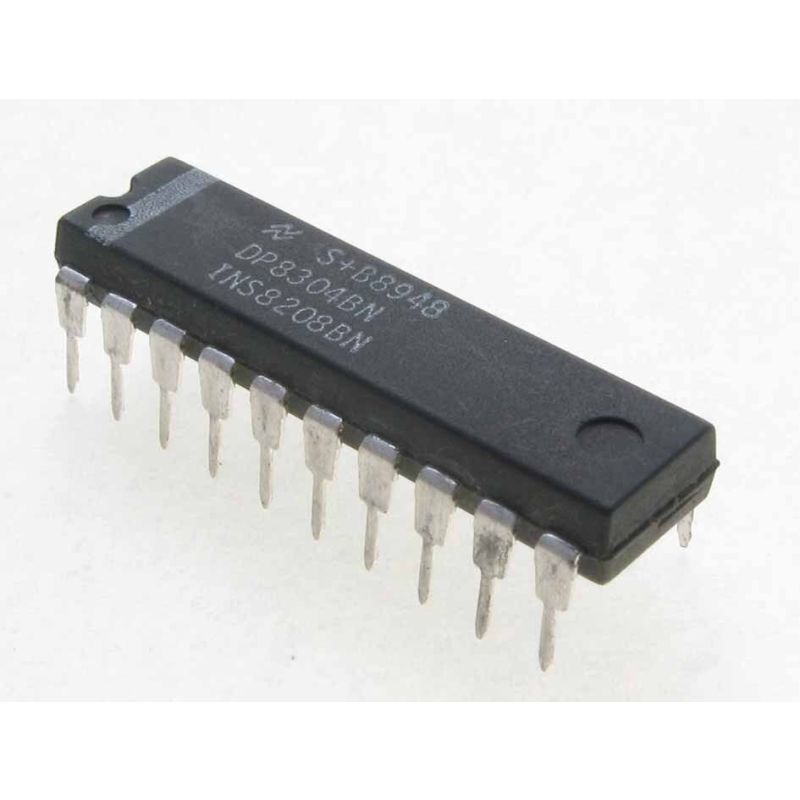 DP8304BN 8-Bit octal bidirectional transceiver IC DIP-20 